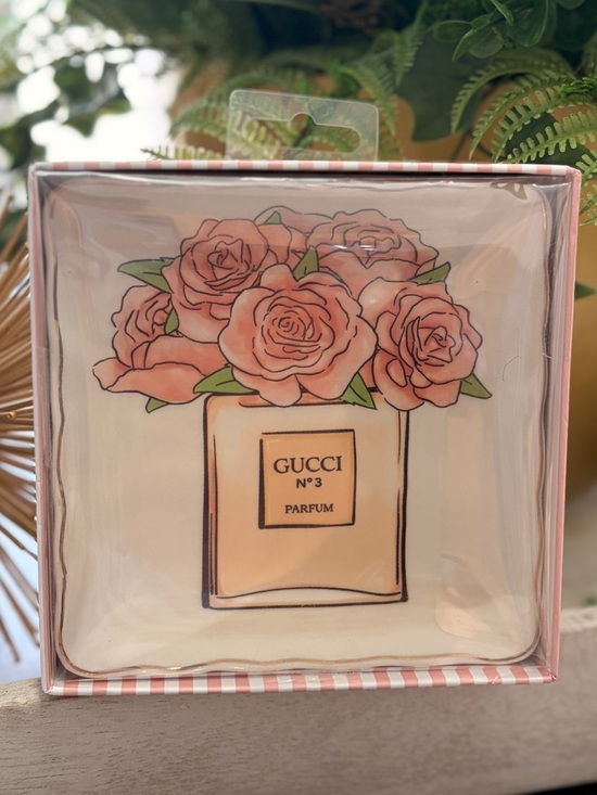 Gucci Other - Fashion  No.3 Parfum Decorative Trinket Dish - Pink Floral